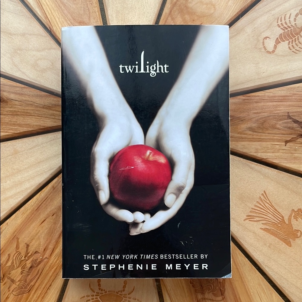 Twilight by Stephenie Meyer